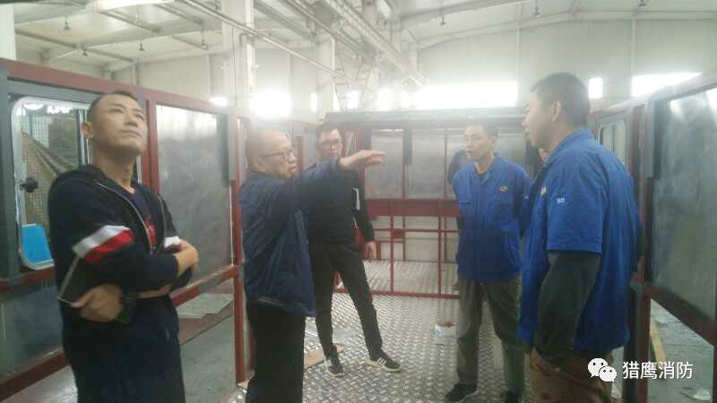 高層建筑無(wú)人機(jī)滅火裝備車(chē)輛改裝技術(shù)溝通交流會(huì)在河南紅宇特種汽車(chē)有限公司召開(kāi)