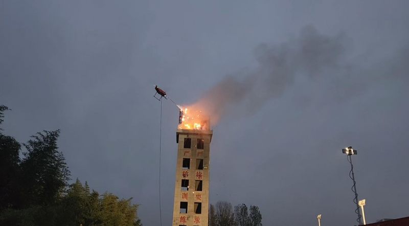  獵鷹裝備在焦作開(kāi)展滅火實(shí)戰(zhàn)演練